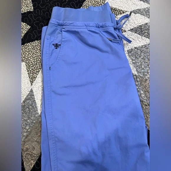 Med Couture Scrub pants petite large - Picture 5 of 5